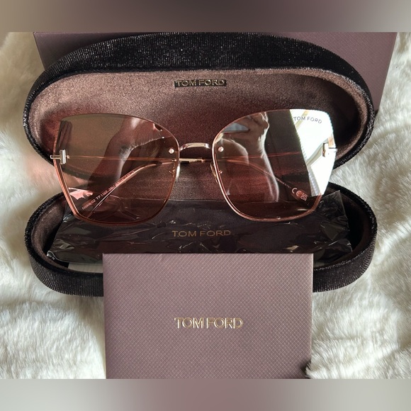 NWT Tom Ford Sunglasses 😎 - Picture 2 of 7